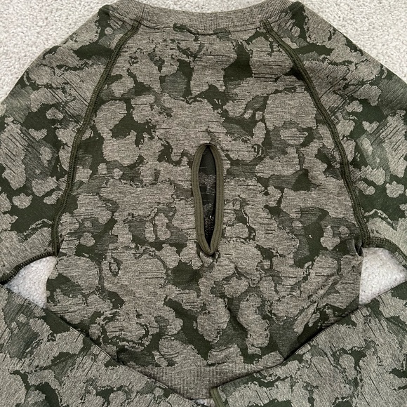 Adapt camo top - Picture 5 of 5